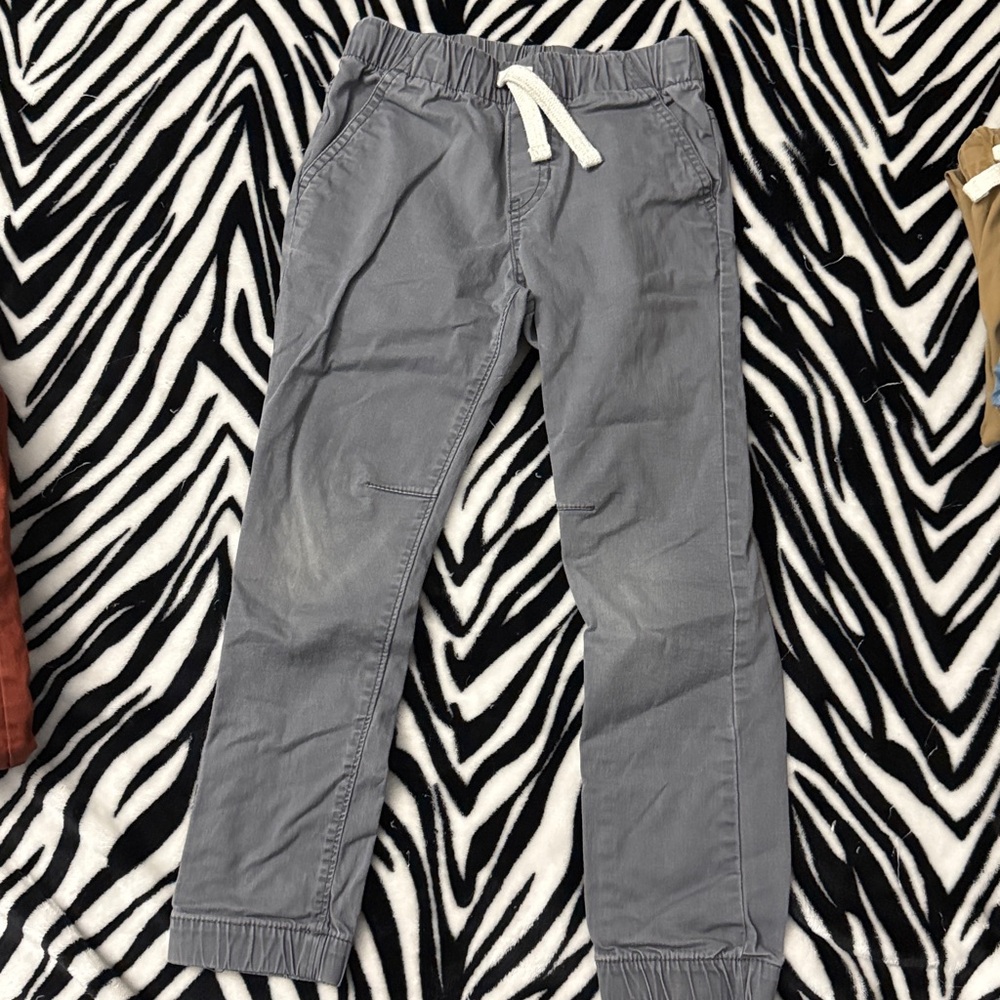 Boys Cat & Jack pants bundle - Picture 4 of 8